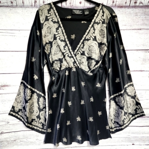 Silk Blouse Tops - V- collar 100% Silk Ethnic Top Blouse Black/White